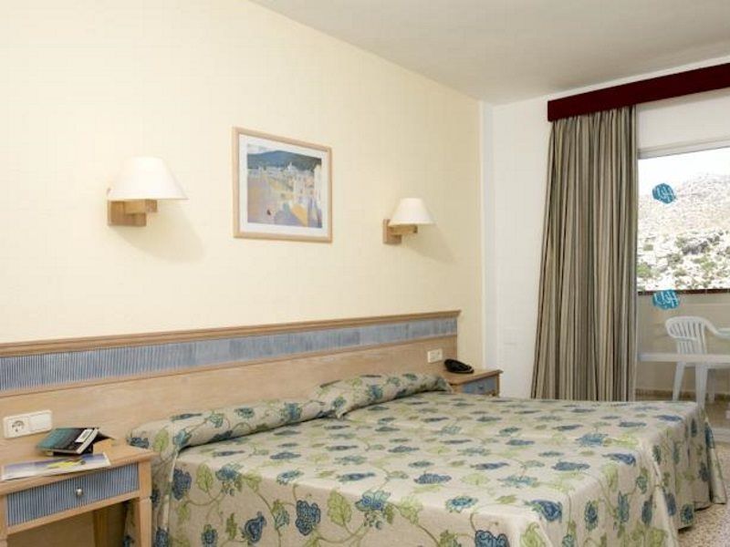 Globales Simar Hotel Cala San Vicente  Bagian luar foto